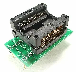 PA40SO1-OT 40-SOIC Programming Adapter on white background